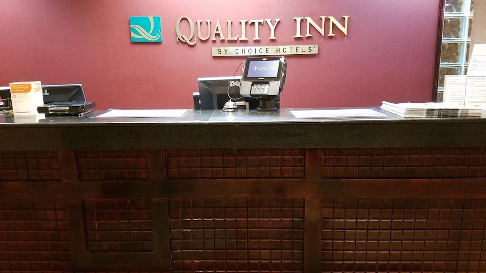 Quality Inn Alexandria Exterior photo